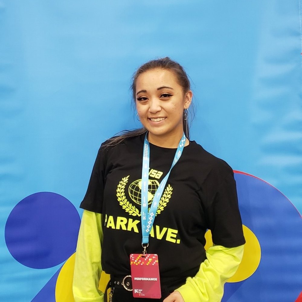 Meet your Posher, Crystal